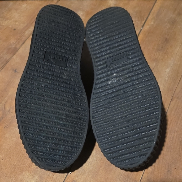 Puma Women's Black Velvet Sneakers - Picture 6 of 6